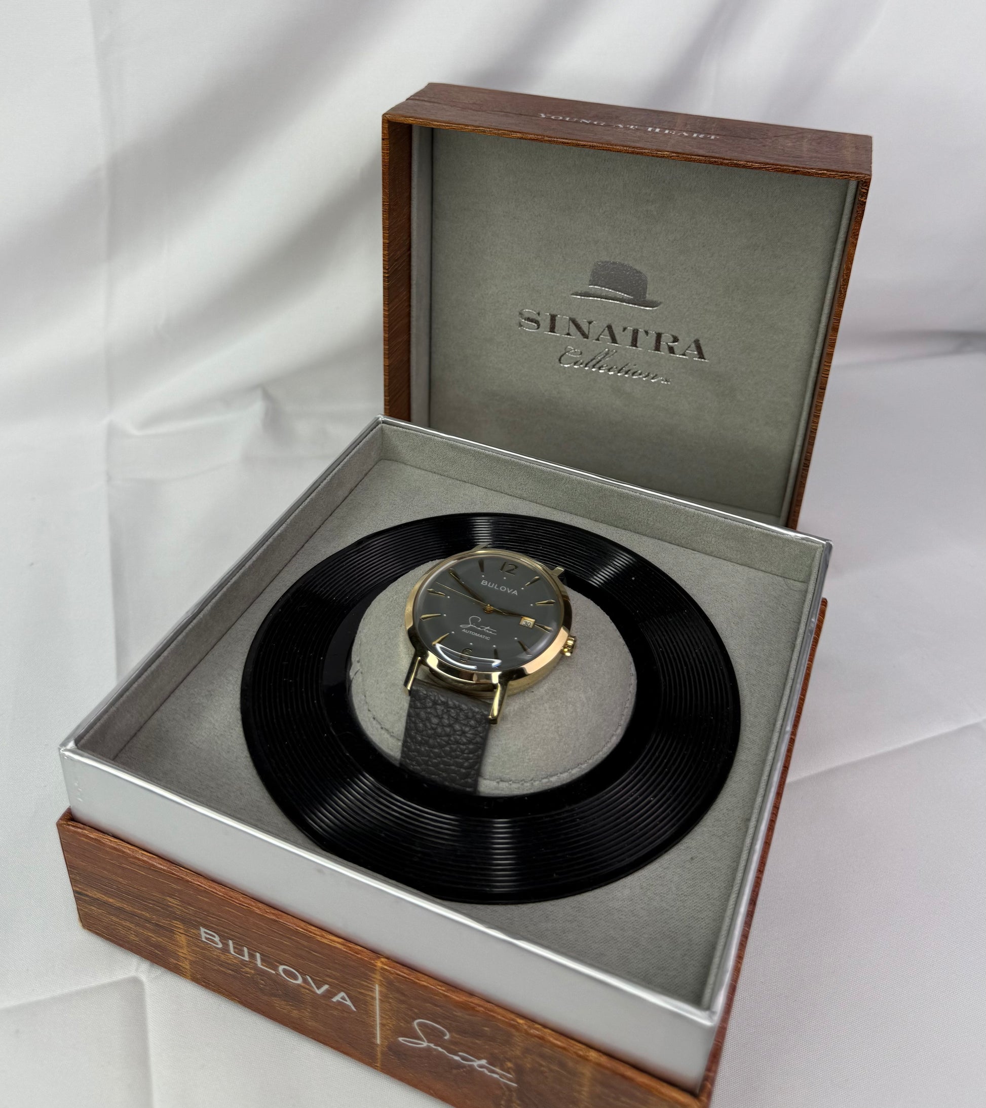Classic Bulova Frank Sinatra image 1